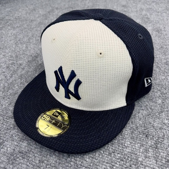 New York Yankees Hat New Era 59FIFTY Fitted 7 1/2 Thermal Waffle Blue White Cap - Picture 1 of 8